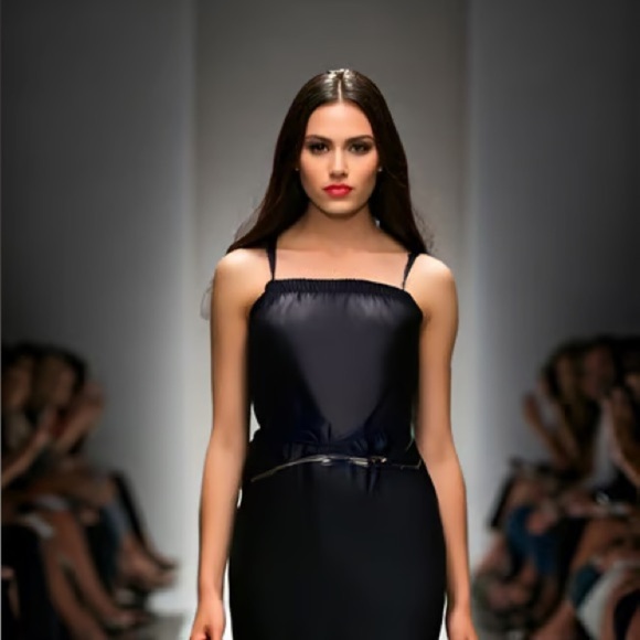 Express Elegant Black Off the Shoulder mini Dress with Belt Excel condition! S - Picture 1 of 4